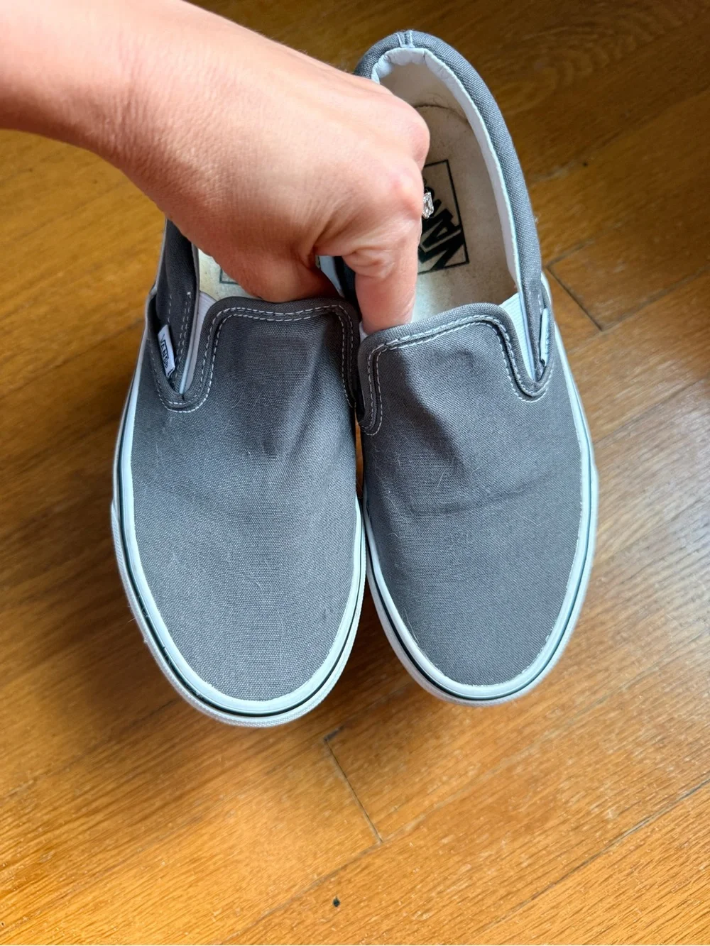 Vans Classic Slip-On Canvas Sneakers in Gray and White Charcoal Men’s size 7